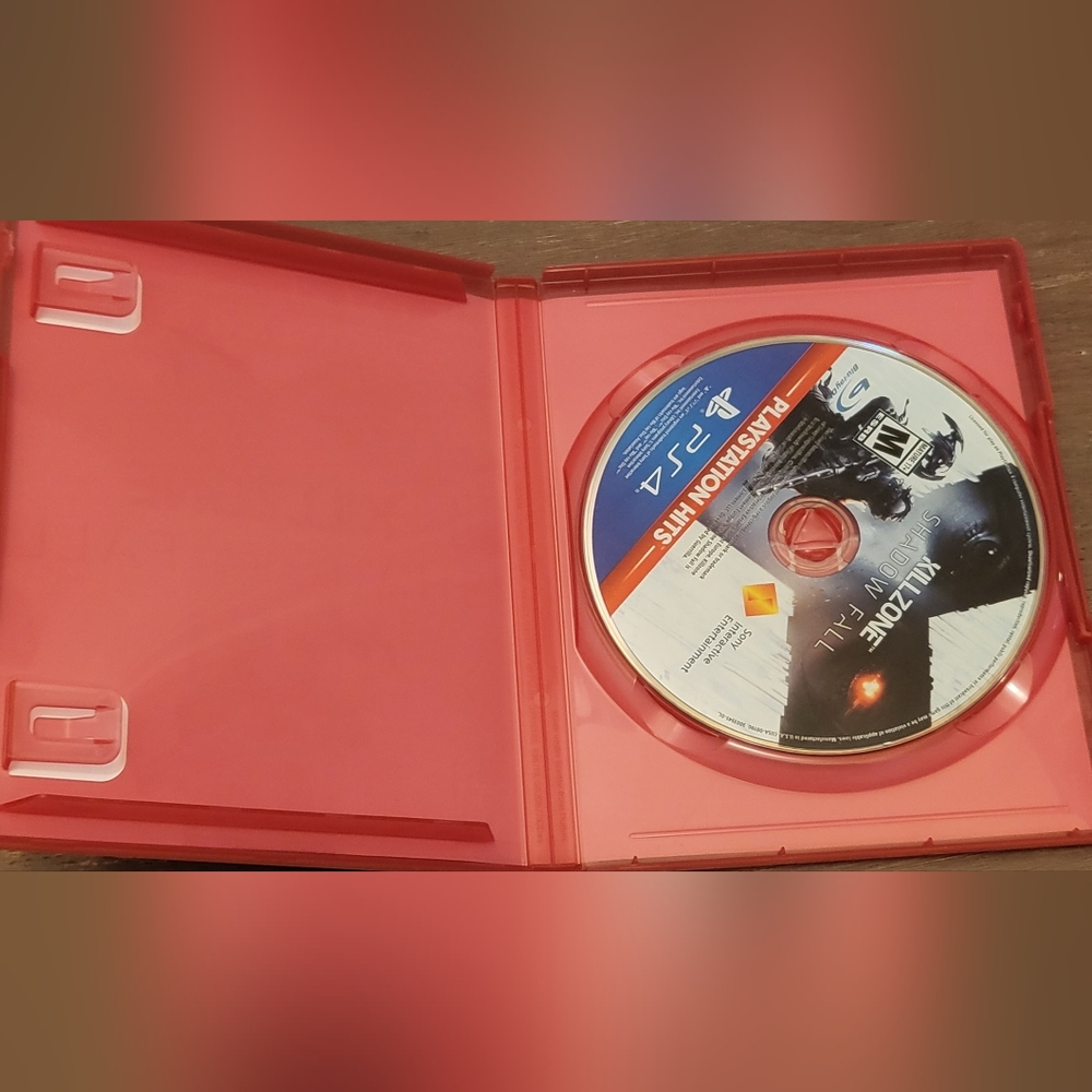 Ps4 Killzone Shadow Fall - image 2